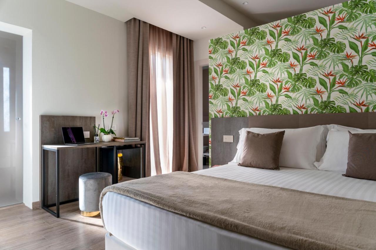 Civico25 Suite Hotel Gabicce Mare Eksteriør billede