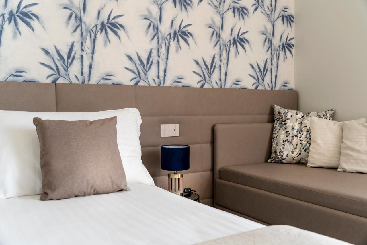 Civico25 Suite Hotel Gabicce Mare Eksteriør billede